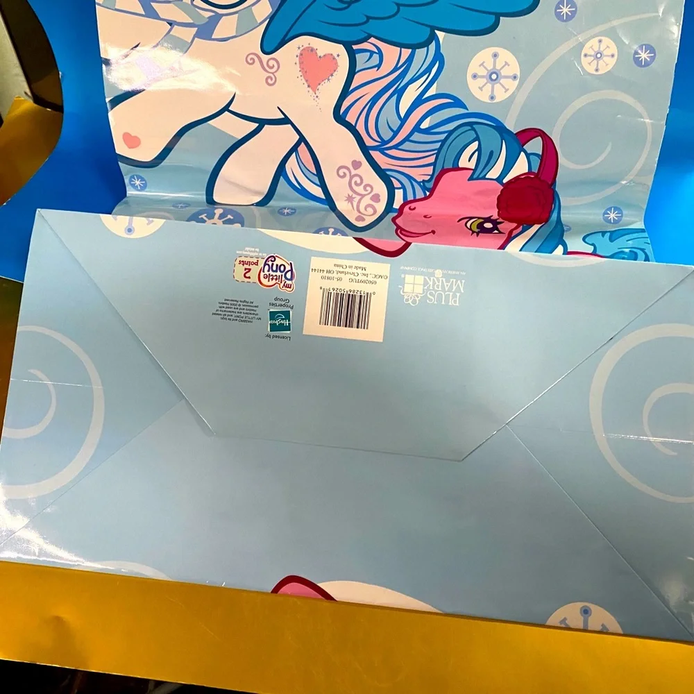 MY LITTLE PONY NWT VTG 2005 GIANT SIZE GIFT BAG -HANDLES & TAG APPROX 17”x24”x8”